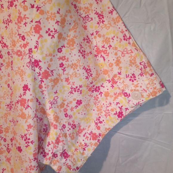 Basic addition, floral short sleeve 1X - Picture 4 of 4
